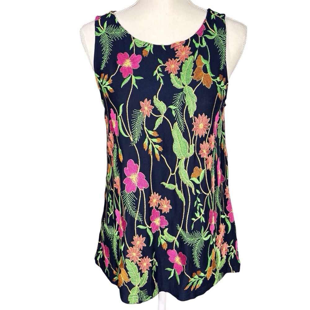 Anthropologie Meadow Rue Cartagena Top Embroidered Floral Navy Blue Small NWT